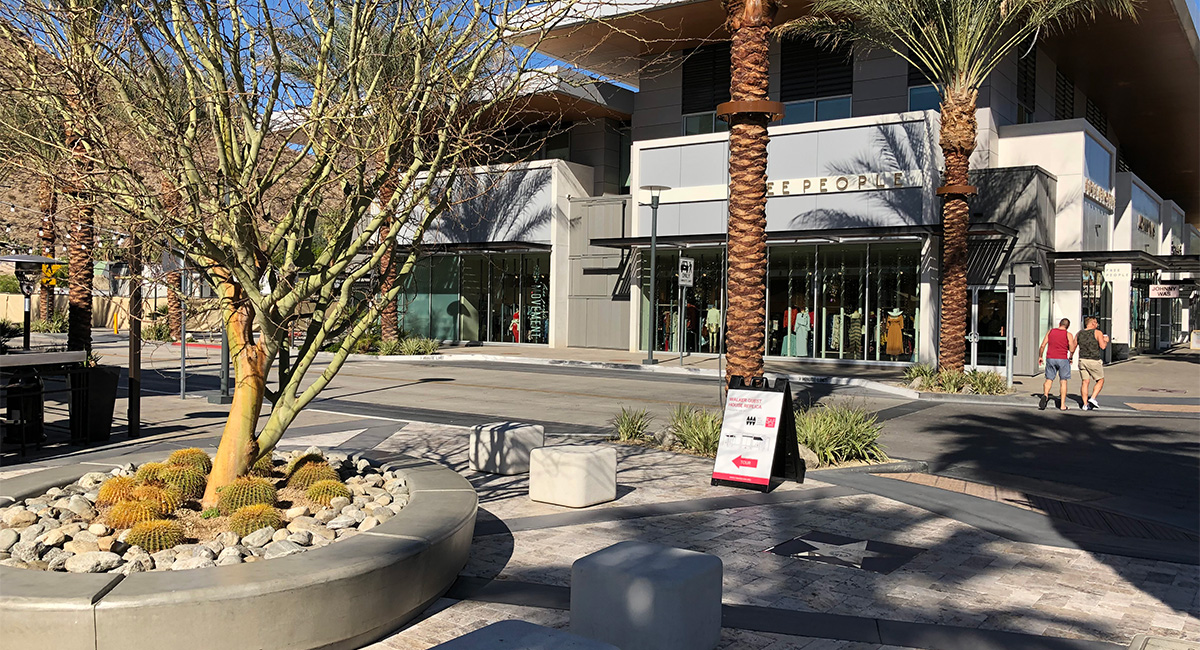 Downtown Desert Fashion Plaza